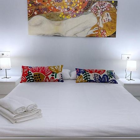 Vt Flat Reformado Con Escritorio De Trabajo Y Wifi Apartment Билбао Екстериор снимка