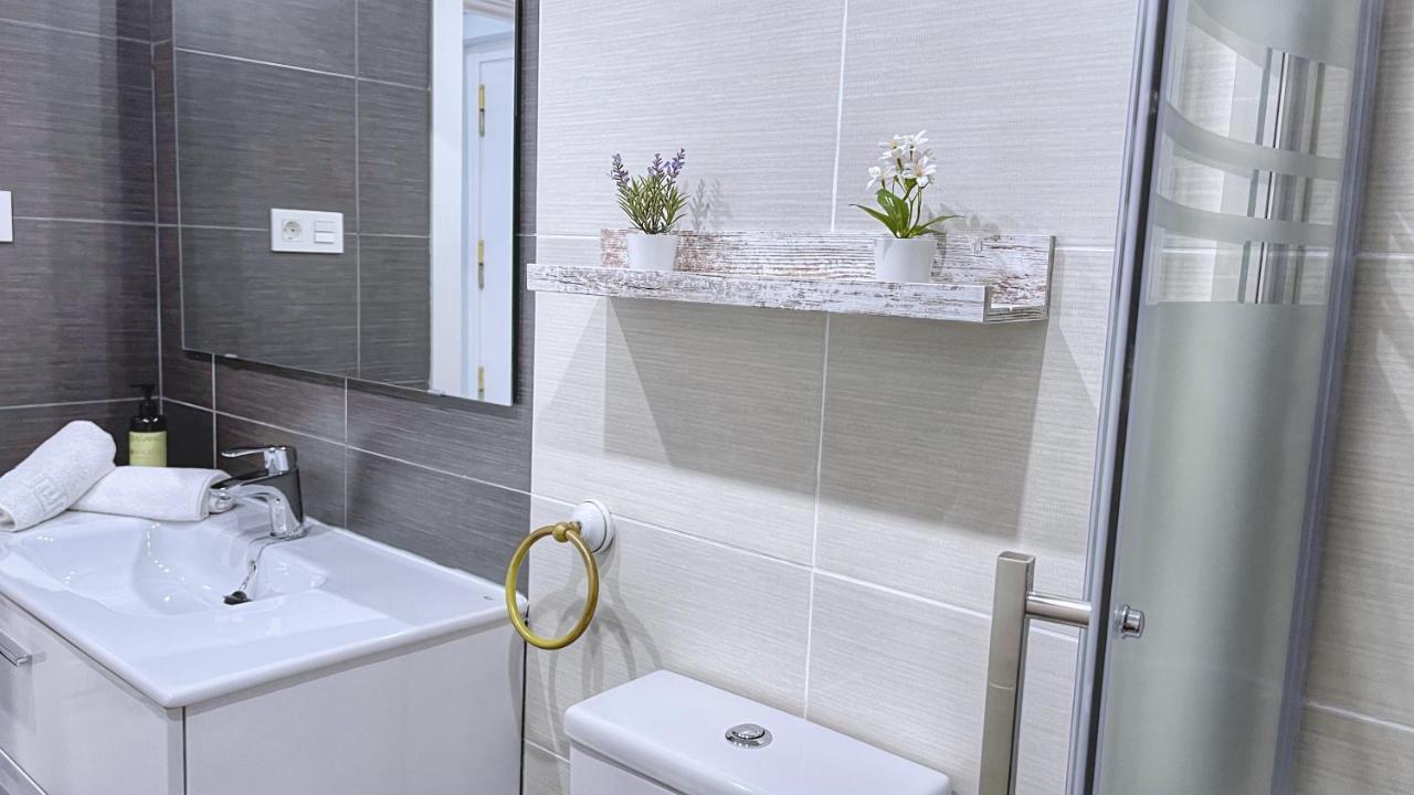 Vt Flat Reformado Con Escritorio De Trabajo Y Wifi Apartment Билбао Екстериор снимка