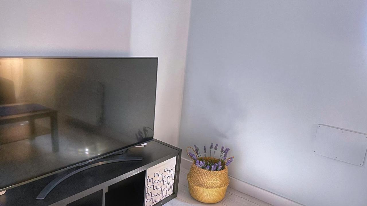 Vt Flat Reformado Con Escritorio De Trabajo Y Wifi Apartment Билбао Екстериор снимка